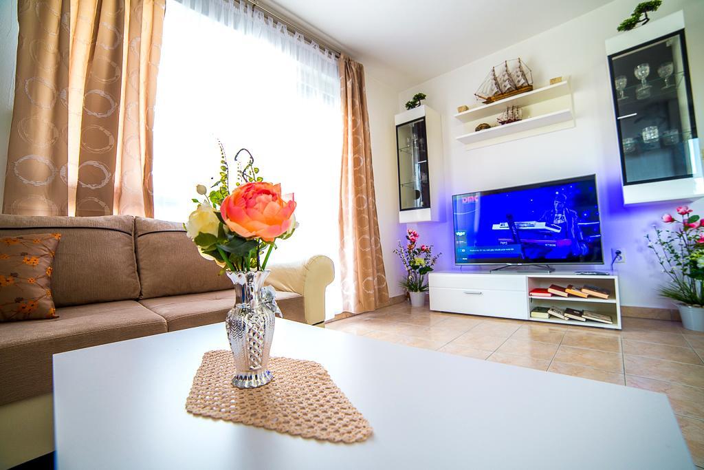 Split Apartments Shell Ngoại thất bức ảnh